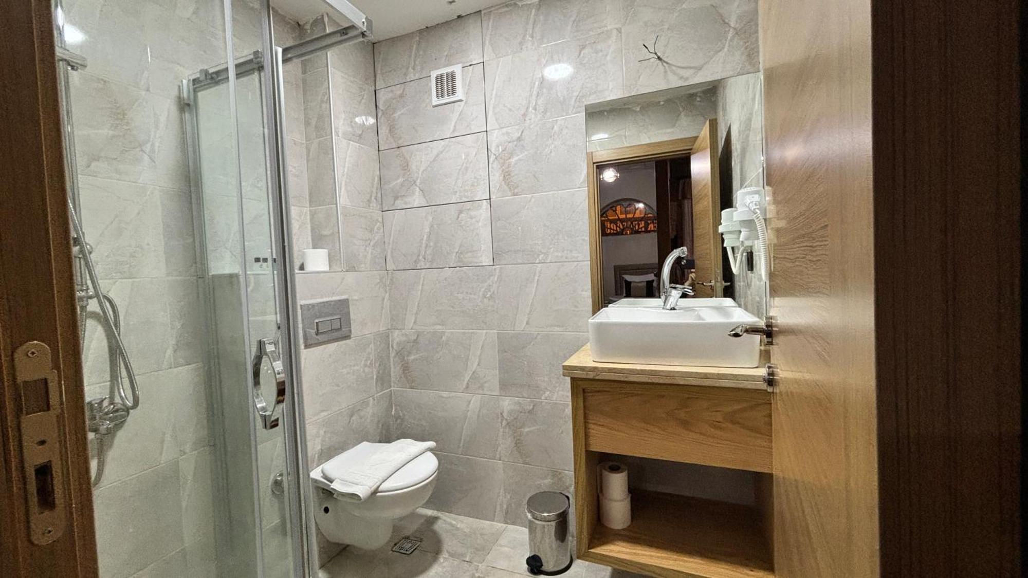 Besiktas Otel *